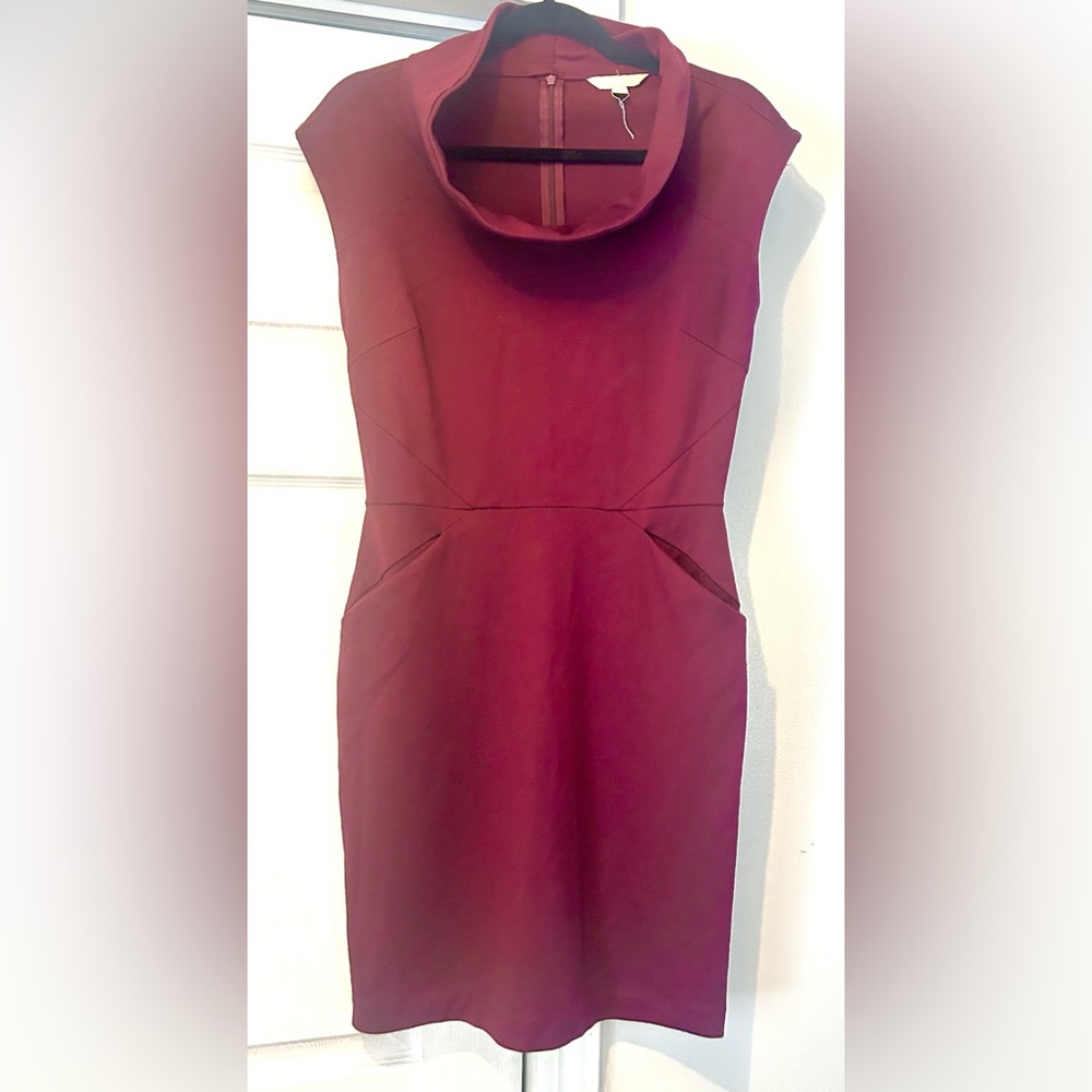 Banana Republic Cowl Neck Dress. Size 4. NWT. Burgundy/Wine Color